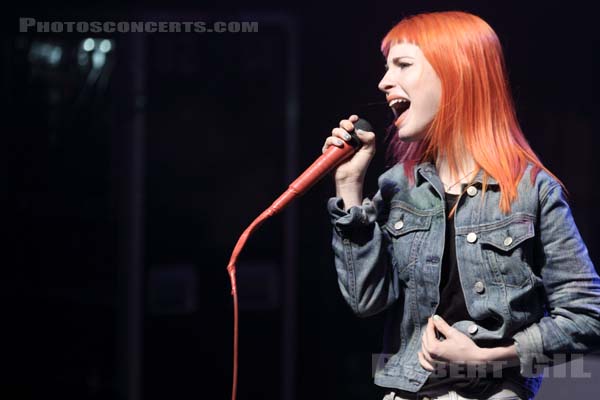 PARAMORE - 2013-04-01 - PARIS - La Cigale - Hayley Nichole Williams